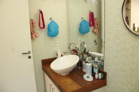 Apartamento à venda com 68m², 2 quartos e 1 vagaBanheiro da Suíte