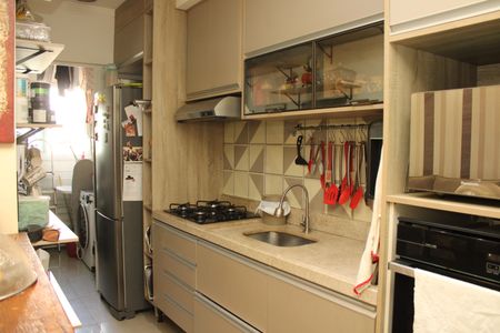 Apartamento à venda com 68m², 2 quartos e 1 vagaCozinha
