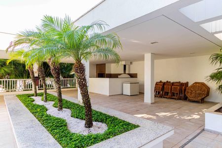 Apartamento à venda com 74m², 2 quartos e 2 vagas Apartamento à venda com 74m², 2 quartos e 2 vagasÁrea comum - Churrasqueira