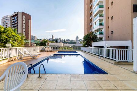 Apartamento à venda com 74m², 2 quartos e 2 vagas Apartamento à venda com 74m², 2 quartos e 2 vagasÁrea comum - Piscina