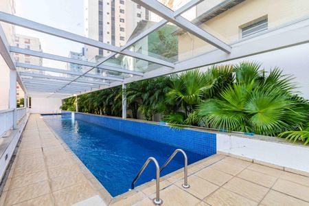 Apartamento à venda com 74m², 2 quartos e 2 vagas Apartamento à venda com 74m², 2 quartos e 2 vagasÁrea comum - Piscina