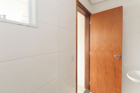Apartamento à venda com 38m², 2 quartos e sem vaga Apartamento à venda com 38m², 2 quartos e sem vagaBanheiro
