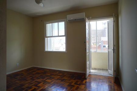 Quarto  de apartamento para alugar com 1 quarto, 58m² em Santa Cecília, Porto Alegre