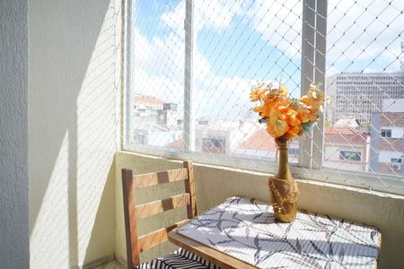 Varanda  de apartamento para alugar com 1 quarto, 58m² em Santa Cecília, Porto Alegre