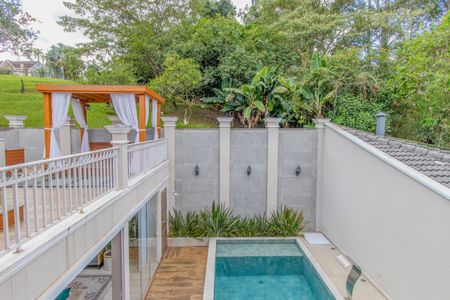 Casa de condomínio para alugar com 315m², 4 quartos e 4 vagas Casa de condomínio para alugar com 315m², 4 quartos e 4 vagasVista do Quarto 4