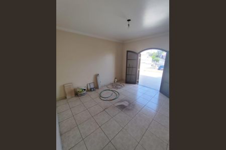 Casa à venda com 3 quartos, 178m² em Parque Jaçatuba, Santo André