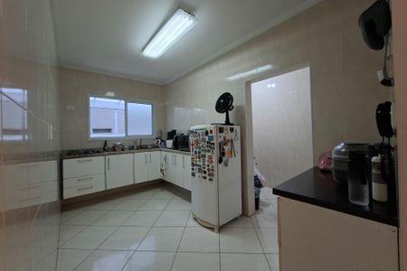 Apartamento para alugar com 115m², 2 quartos e 1 vagaCozinha 