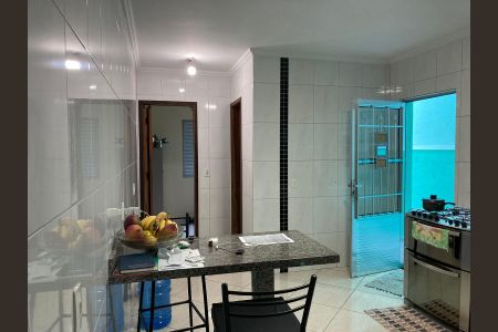 Casa à venda com 171m², 3 quartos e 2 vagasCozinha