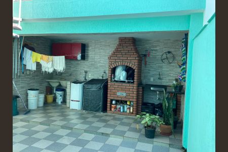 Casa à venda com 171m², 3 quartos e 2 vagasChurrasqueira