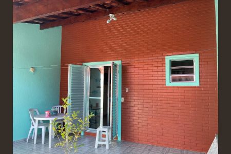 Casa à venda com 171m², 3 quartos e 2 vagasÁrea externa