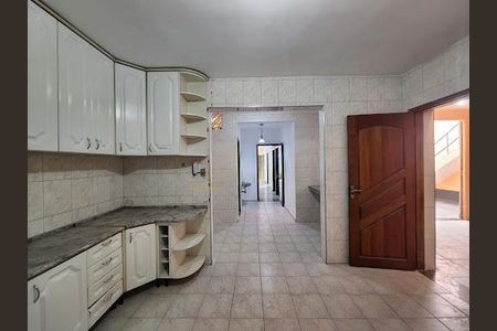 Casa à venda com 3 quartos, 115m² em Centro, Osasco