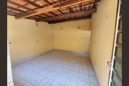 Casa à venda com 3 quartos, 115m² em Centro, Osasco