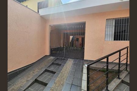 Casa à venda com 115m², 3 quartos e 3 vagas