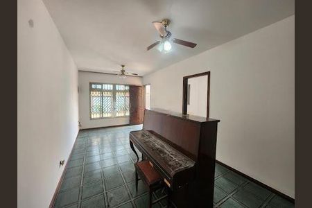 Casa à venda com 3 quartos, 115m² em Centro, Osasco
