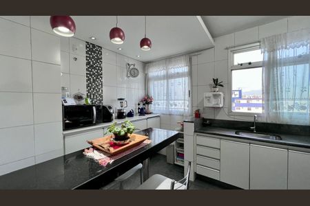 Apartamento à venda com 170m², 3 quartos e 2 vagascozinha 