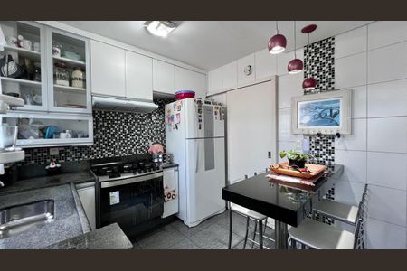 Apartamento à venda com 170m², 3 quartos e 2 vagascozinha