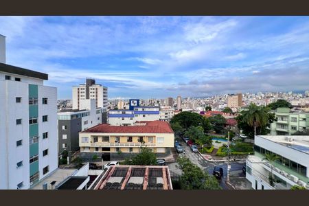 Apartamento à venda com 170m², 3 quartos e 2 vagasVista