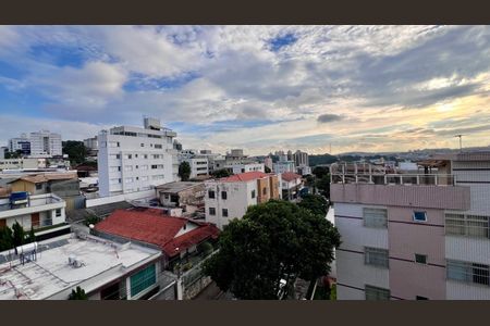 Apartamento à venda com 170m², 3 quartos e 2 vagasVista