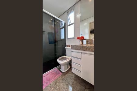 Apartamento à venda com 170m², 3 quartos e 2 vagasbanho