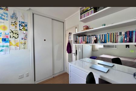 Apartamento à venda com 170m², 3 quartos e 2 vagasquarto 