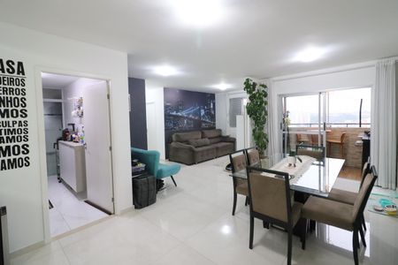Sala de apartamento para alugar com 2 quartos, 74m² em Jaguaribe, Osasco