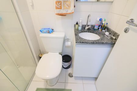 Apartamento à venda com 74m², 2 quartos e 1 vagaBanheiro 2
