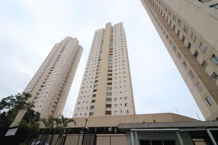 Apartamento à venda com 74m², 2 quartos e 1 vagaÁrea comum - Fachada