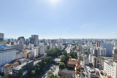Varanda de kitnet/studio para alugar com 1 quarto, 30m² em Liberdade, São Paulo