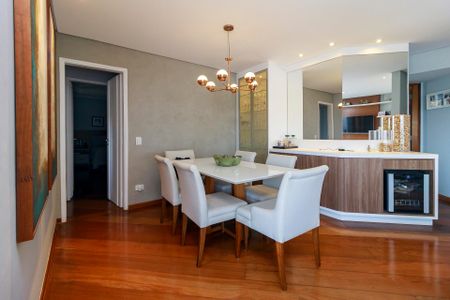 Sala de apartamento à venda com 3 quartos, 112m² em Jardim Prainha, São Paulo