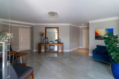 Apartamento à venda com 112m², 3 quartos e 2 vagas Apartamento à venda com 112m², 3 quartos e 2 vagasHall Social