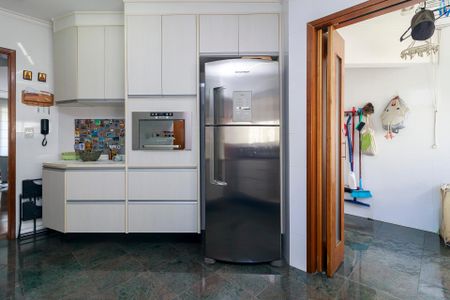 Apartamento à venda com 112m², 3 quartos e 2 vagas Apartamento à venda com 112m², 3 quartos e 2 vagasCozinha