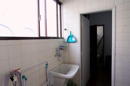 Apartamento à venda com 92m², 3 quartos e 1 vagaÁrea de Serviço