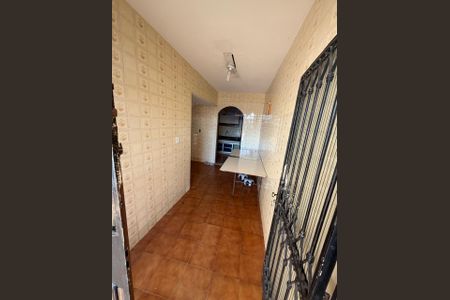 Casa de Condomínio para alugar com 3 quartos, 140m² em Rocha Miranda, Rio de Janeiro