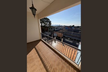 Casa de condomínio para alugar com 140m², 3 quartos e 1 vaga