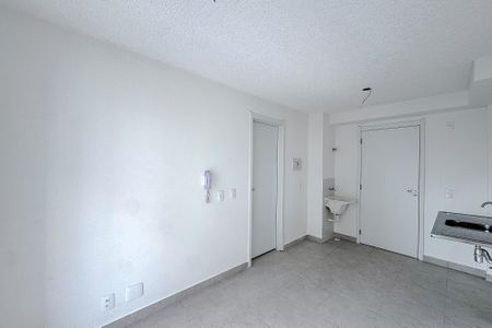 Apartamento para alugar com 27m², 1 quarto e sem vaga Apartamento para alugar com 27m², 1 quarto e sem vagaSala