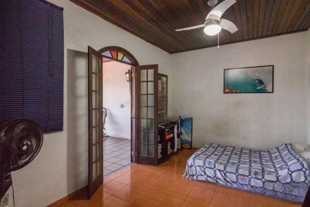 Casa à venda com 368m², 6 quartos e 3 vagasQuarto
