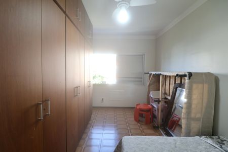 Apartamento para alugar com 76m², 2 quartos e 2 vagasQuarto