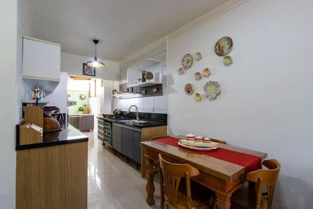 Sala de casa de condomínio para alugar com 2 quartos, 80m² em Hípica, Porto Alegre