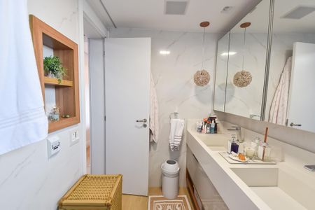 Apartamento à venda com 140m², 3 quartos e 2 vagasBanheiro da suíte 2