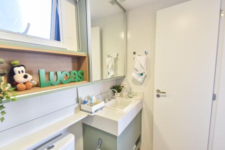 Apartamento à venda com 140m², 3 quartos e 2 vagasBanheiro da suíte 3