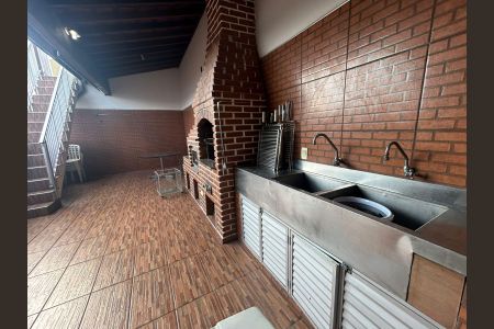 Casa para alugar com 360m², 4 quartos e 2 vagasChurrasqueira