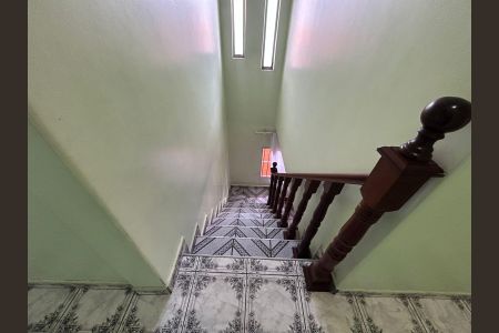 Casa para alugar com 360m², 4 quartos e 2 vagasEscada Sala