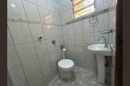 Casa para alugar com 360m², 4 quartos e 2 vagasBanheiro
