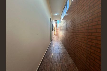 Casa para alugar com 360m², 4 quartos e 2 vagasCorredor