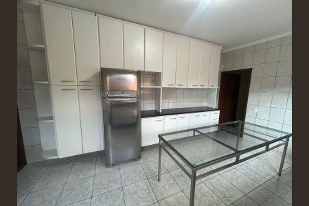 Casa para alugar com 360m², 4 quartos e 2 vagasCozinha - Armários