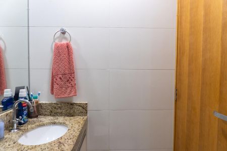 Apartamento à venda com 52m², 2 quartos e 1 vagaBanheiro Social