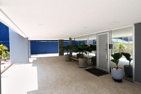 Apartamento para alugar com 75m², 2 quartos e 1 vaga Apartamento para alugar com 75m², 2 quartos e 1 vagaEntrada