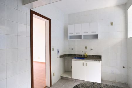 Apartamento para alugar com 75m², 2 quartos e 1 vaga Apartamento para alugar com 75m², 2 quartos e 1 vagaCozinha