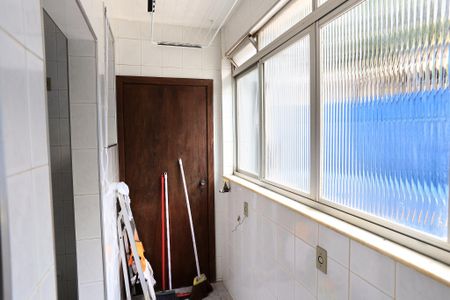 Apartamento para alugar com 75m², 2 quartos e 1 vaga Apartamento para alugar com 75m², 2 quartos e 1 vagaÁrea de Serviço