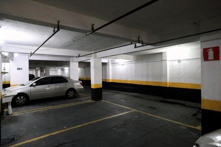 Apartamento para alugar com 75m², 2 quartos e 1 vaga Apartamento para alugar com 75m², 2 quartos e 1 vagaGaragem